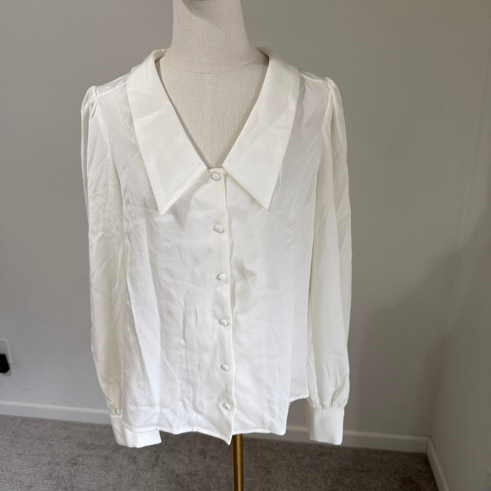Classic White Button-Front Blouse with Statement Collar